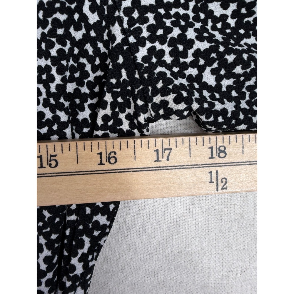 Ann Taylor Floral Print Long Sleeve Ruch Blouse size Small Black/White - Picture 4 of 5